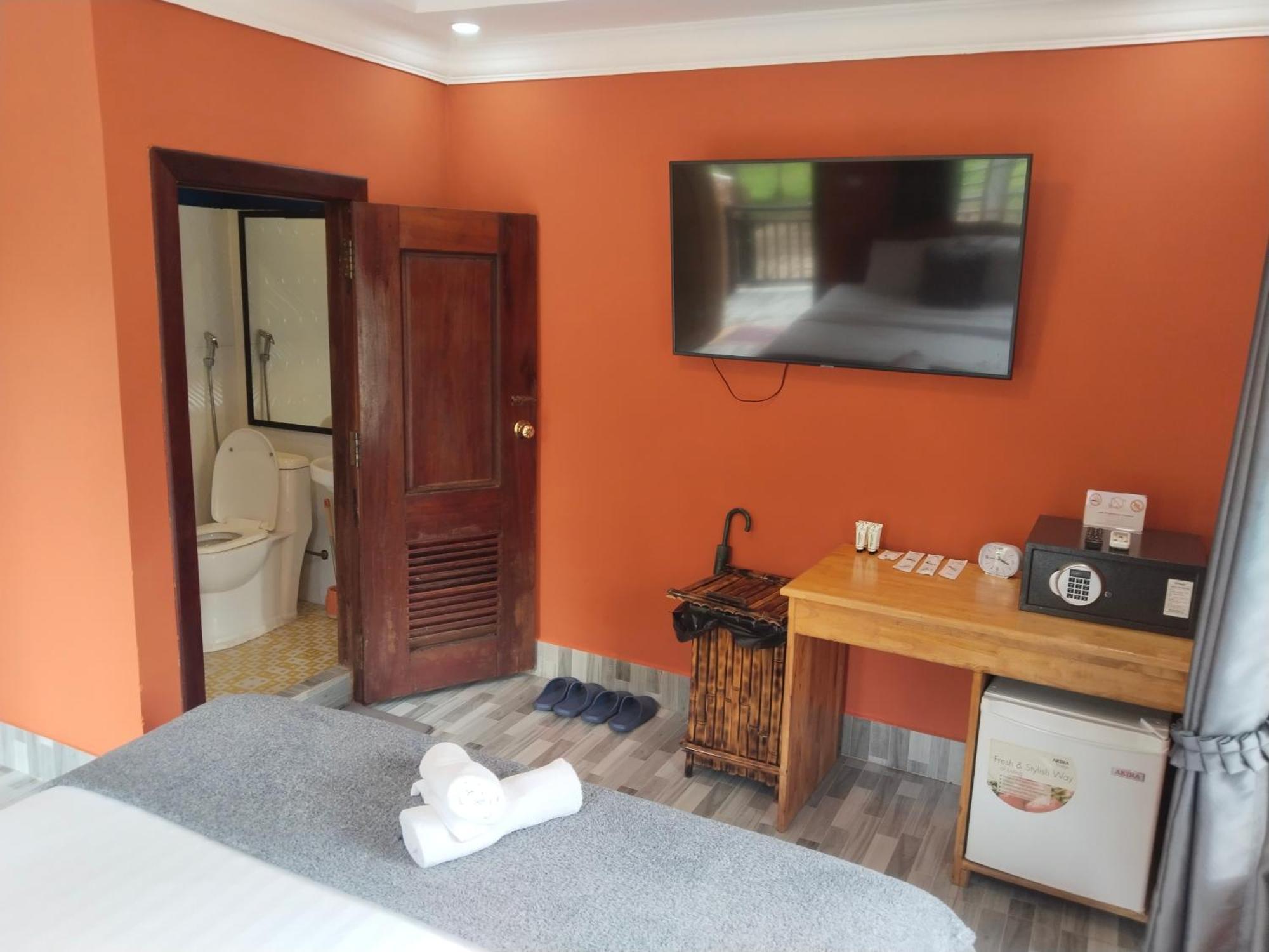 Teejays Bed And Breakfast Kampot Exterior foto